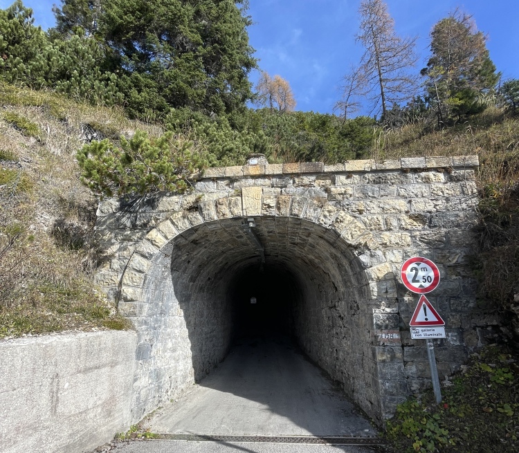 05-Zoncolan-Tunnel